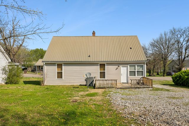731 Cedar St, Lewisburg, TN 37091