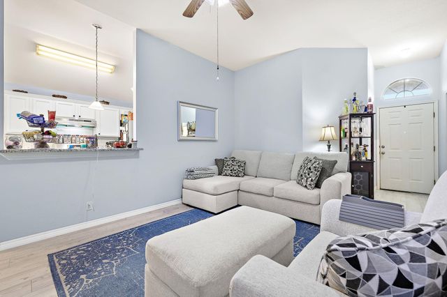 804 Maplecreek DR, Leander, TX 78641