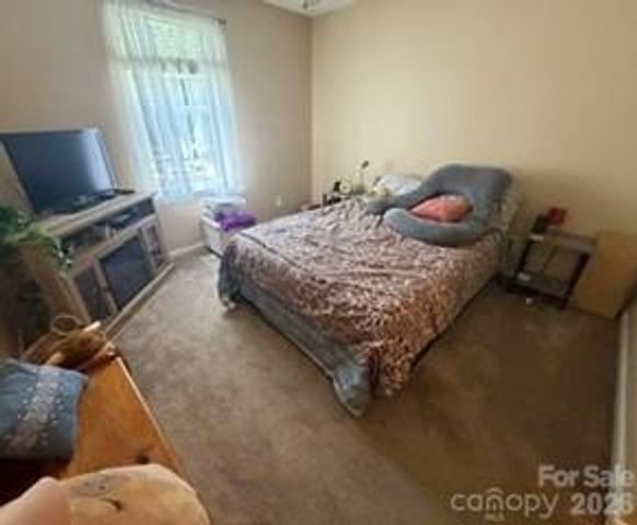 2850 Mayer House Court, Charlotte, NC 28214