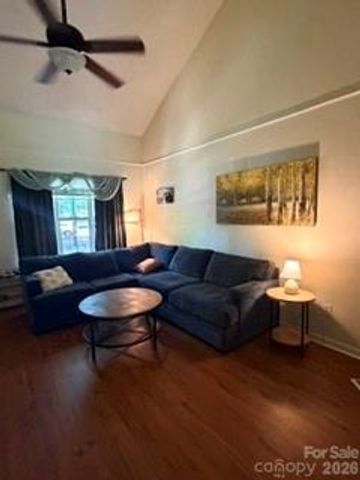 2850 Mayer House Court, Charlotte, NC 28214