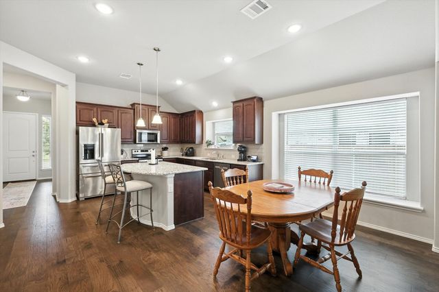 221 Gardenia Drive, Azle, TX 76020