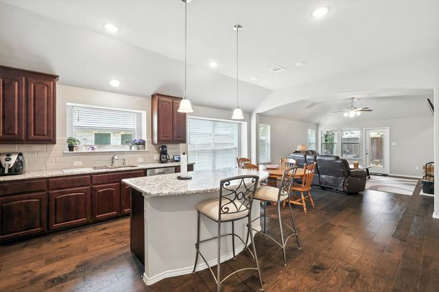 221 Gardenia Drive, Azle, TX 76020