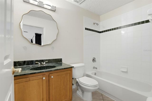 4864 RED BRICK RUN, Sanford, FL 32771