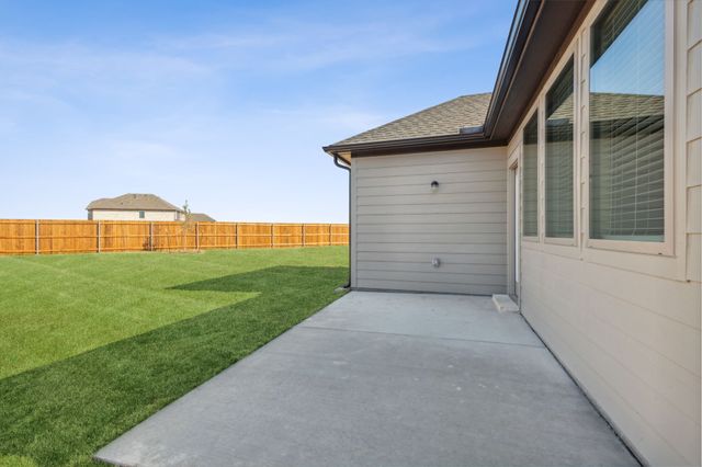 2460 Adenmore Lane, Forney, TX 75126