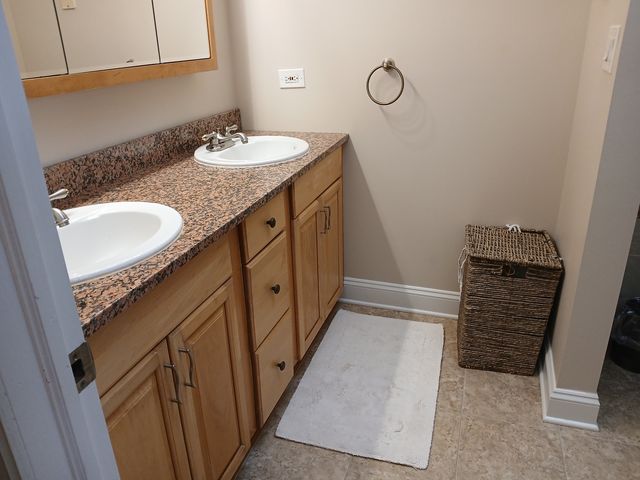 210 N Des Plaines Avenue N D, Forest Park, IL 60130