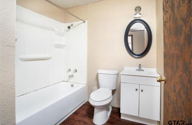 2709 Walton Rd, Tyler, TX 75701