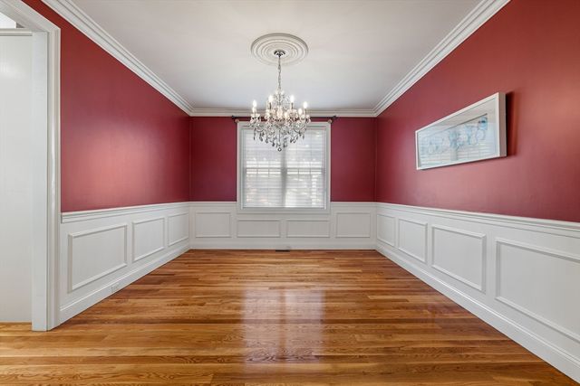 34 Beechwood Cir, Northborough, MA 01532
