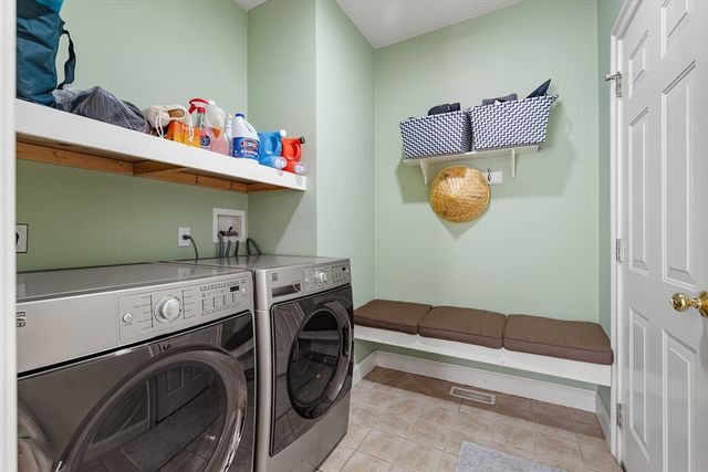 34 Beechwood Cir, Northborough, MA 01532