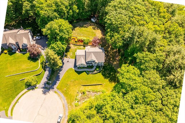 34 Beechwood Cir, Northborough, MA 01532