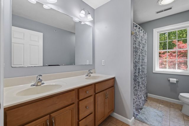 34 Beechwood Cir, Northborough, MA 01532