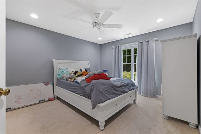 34 Beechwood Cir, Northborough, MA 01532