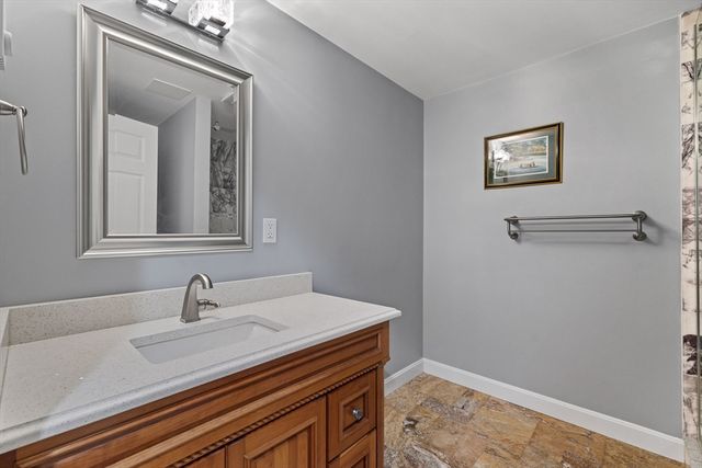 34 Beechwood Cir, Northborough, MA 01532