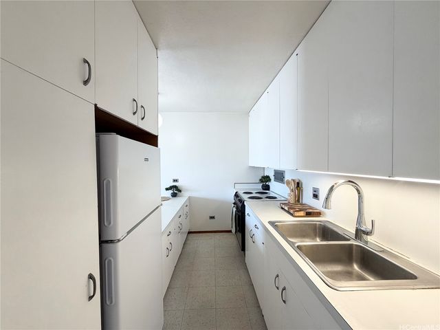 1515 Nuuanu Avenue 1855, Honolulu, HI 96817