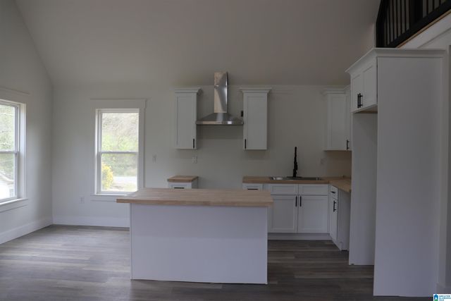 221 SHEFFIELD DRIVE, Oneonta, AL 35121