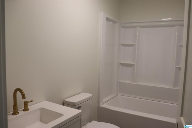 221 SHEFFIELD DRIVE, Oneonta, AL 35121