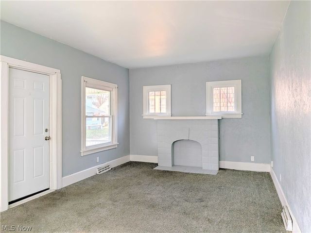 864 10th Street NE, Massillon, OH 44646