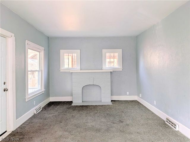 864 10th Street NE, Massillon, OH 44646