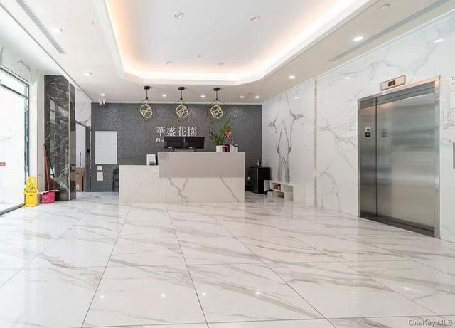 14427 Sanford Avenue 4L, Flushing, NY 11355