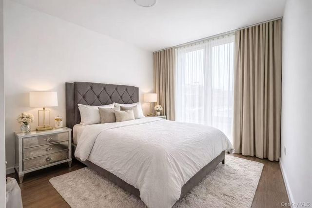 14427 Sanford Avenue 4L, Flushing, NY 11355