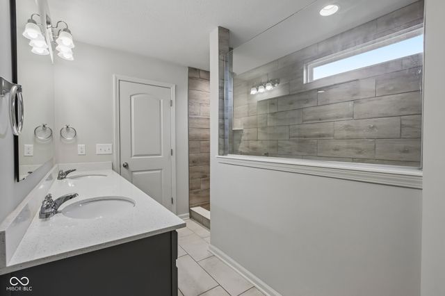 1438 Sunset Boulevard, Avon, IN 46123