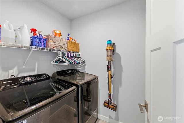 5584 Madrona Avenue NE, Bremerton, WA 98311