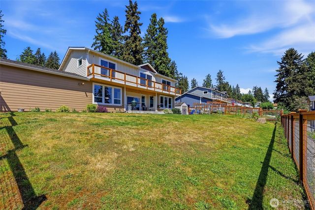 5584 Madrona Avenue NE, Bremerton, WA 98311
