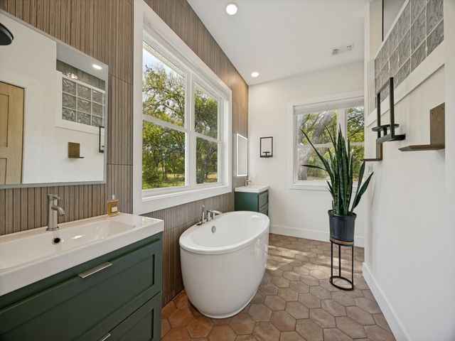 2530 Flora Lane, Denison, TX 75020