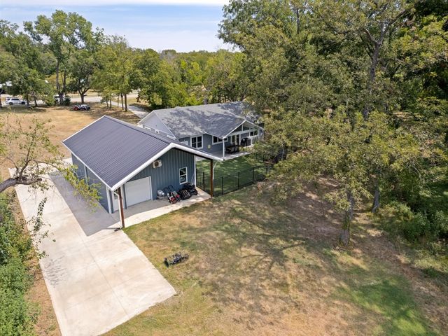 2530 Flora Lane, Denison, TX 75020