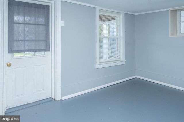30 N 5TH ST, Newport, PA 17074