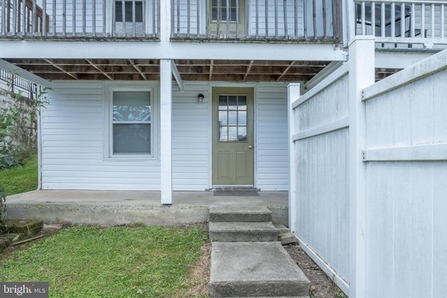 30 N 5TH ST, Newport, PA 17074