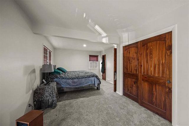 200 PARK Avenue, Belton, MO 64012