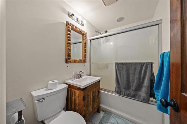 200 PARK Avenue, Belton, MO 64012