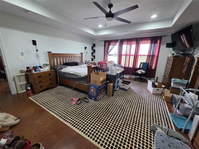 5500 County Road 302, Grandview, TX 76050