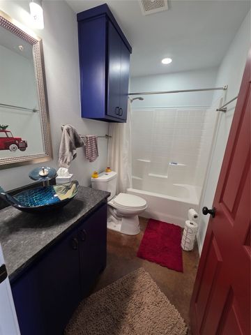 5500 County Road 302, Grandview, TX 76050