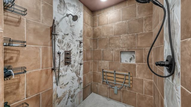 5500 County Road 302, Grandview, TX 76050