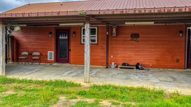 5500 County Road 302, Grandview, TX 76050