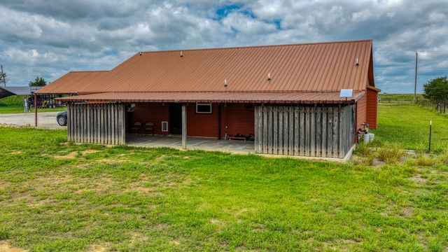 5500 County Road 302, Grandview, TX 76050