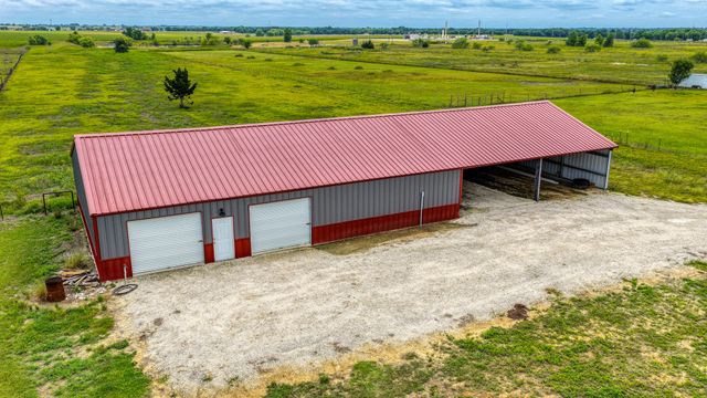 5500 County Road 302, Grandview, TX 76050