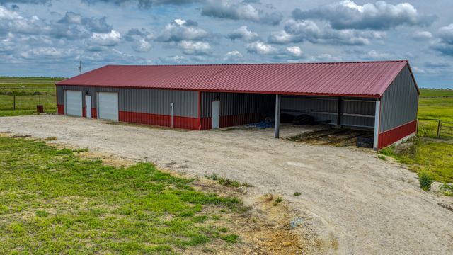 5500 County Road 302, Grandview, TX 76050