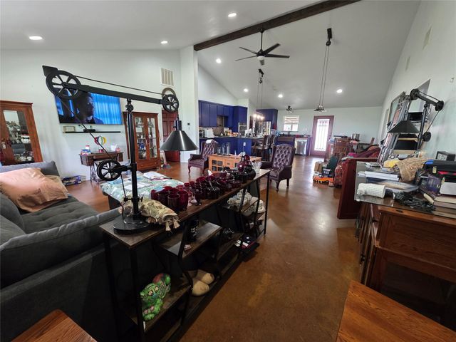 5500 County Road 302, Grandview, TX 76050