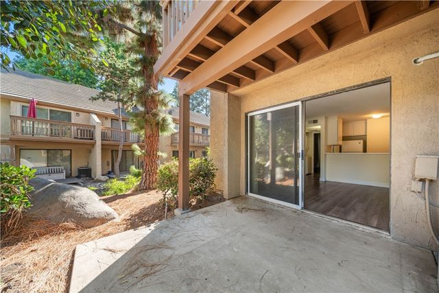 208 Orange Blossom, Irvine, CA 92618