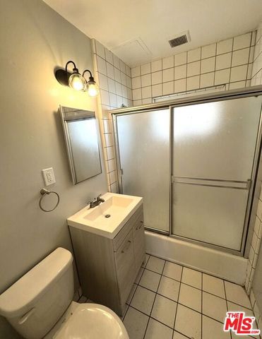 12206 Washington Place, Los Angeles, CA 90066