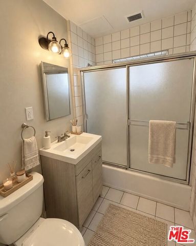 12206 Washington Place, Los Angeles, CA 90066