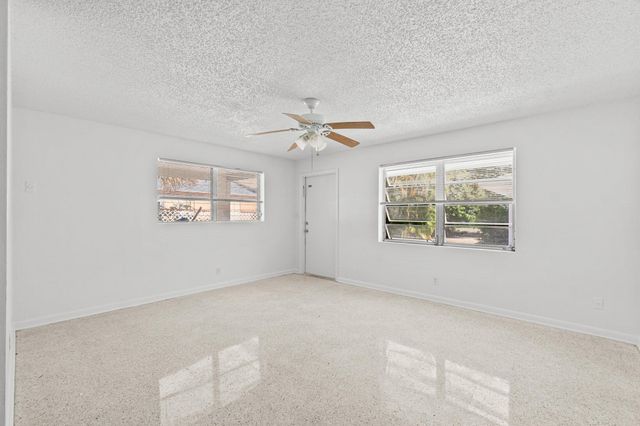 211 Sunrise Avenue 5, Lantana, FL 33460
