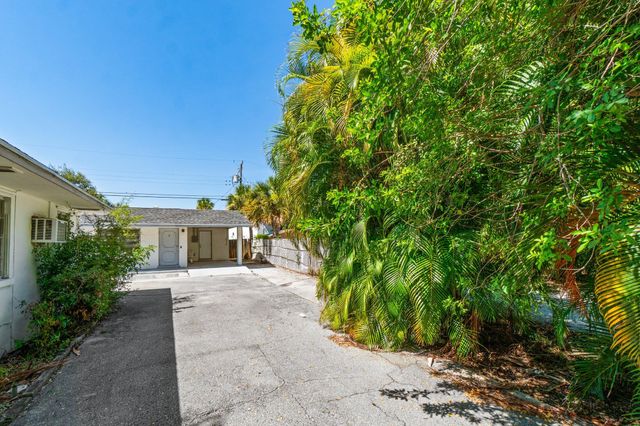 211 Sunrise Avenue 5, Lantana, FL 33460