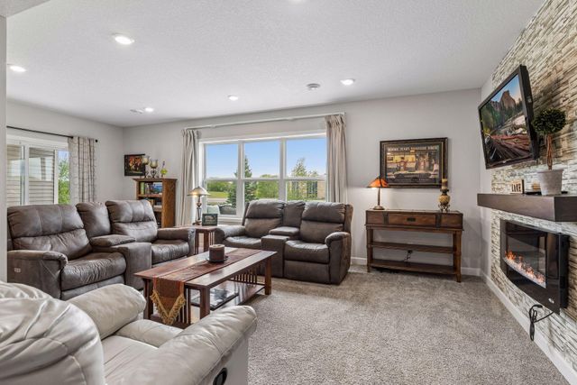 6364 132nd Lane, Savage, MN 55378