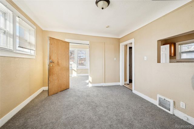 2076 Collingwood Street, Detroit, MI 48206