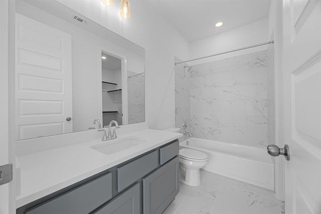 26815 Steradian Lake Lane, Richmond, TX 77406