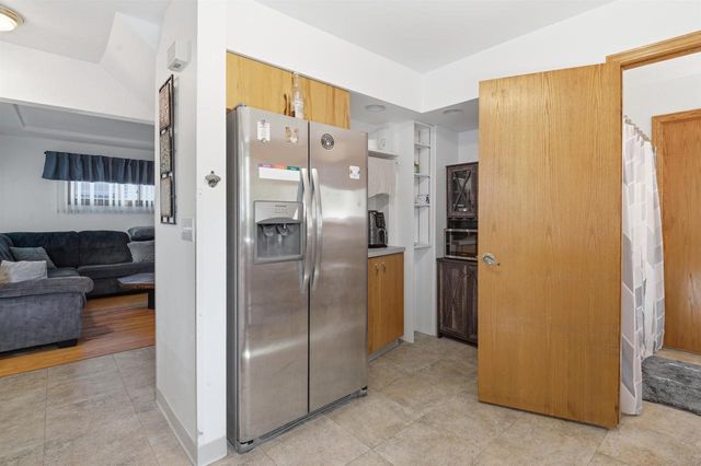 1341 OTTER AVENUE, Oshkosh, WI 54901