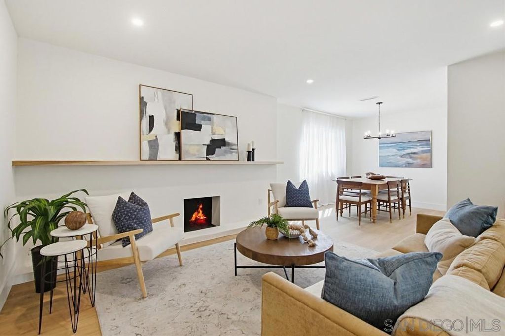 Image 13 of property listing at 2910 Erie St, San Diego, CA 92117